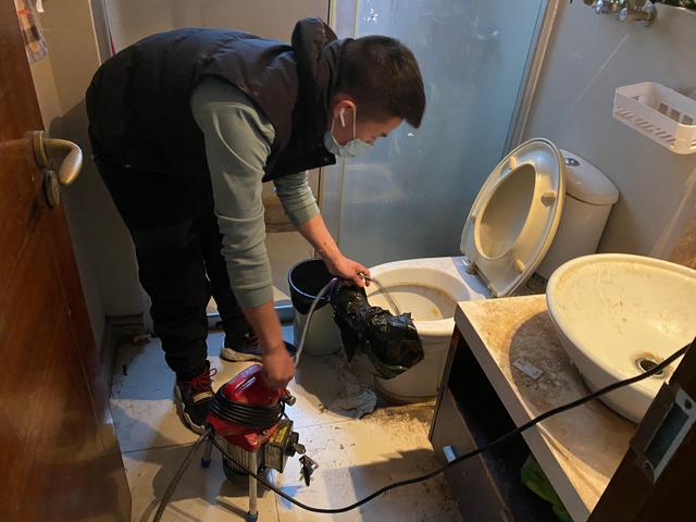 叠彩马桶疏通-疏通下水道