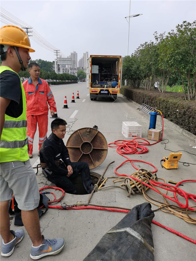 叠彩翻衬法管道修复技术主要工序
